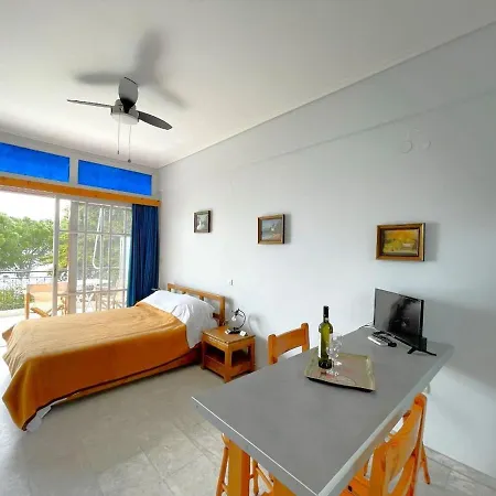Theodora Apartment