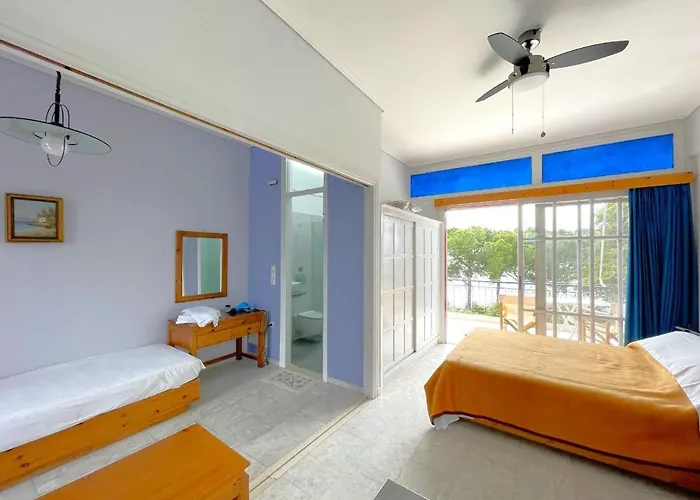 Theodora Apartment *