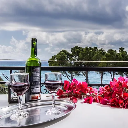 Apartament Theodora Avía